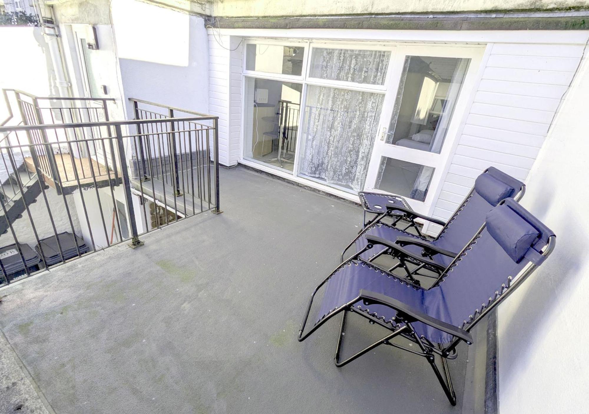 Harbour Steps - Torquay Luxury Apartment - Balcony, Free Parking, Netflix & Wifi Kültér fotó